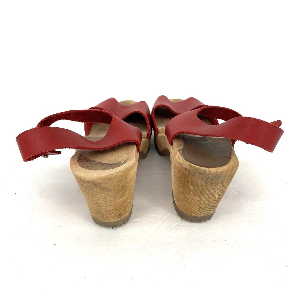 Bjorn Borg Red Wooden Sandals - Picture 2 of 8